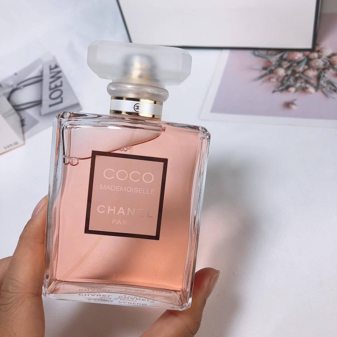 Chanel perfume