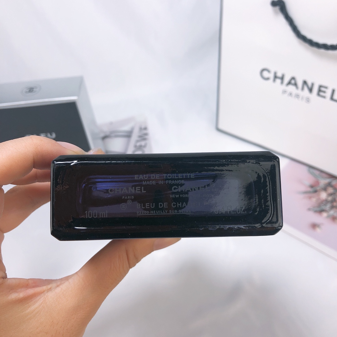 Chanel perfume