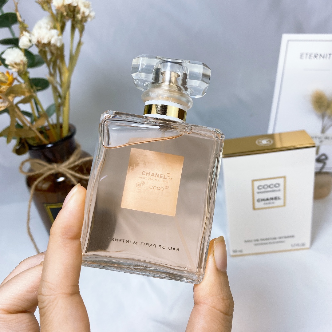 Chanel perfume
