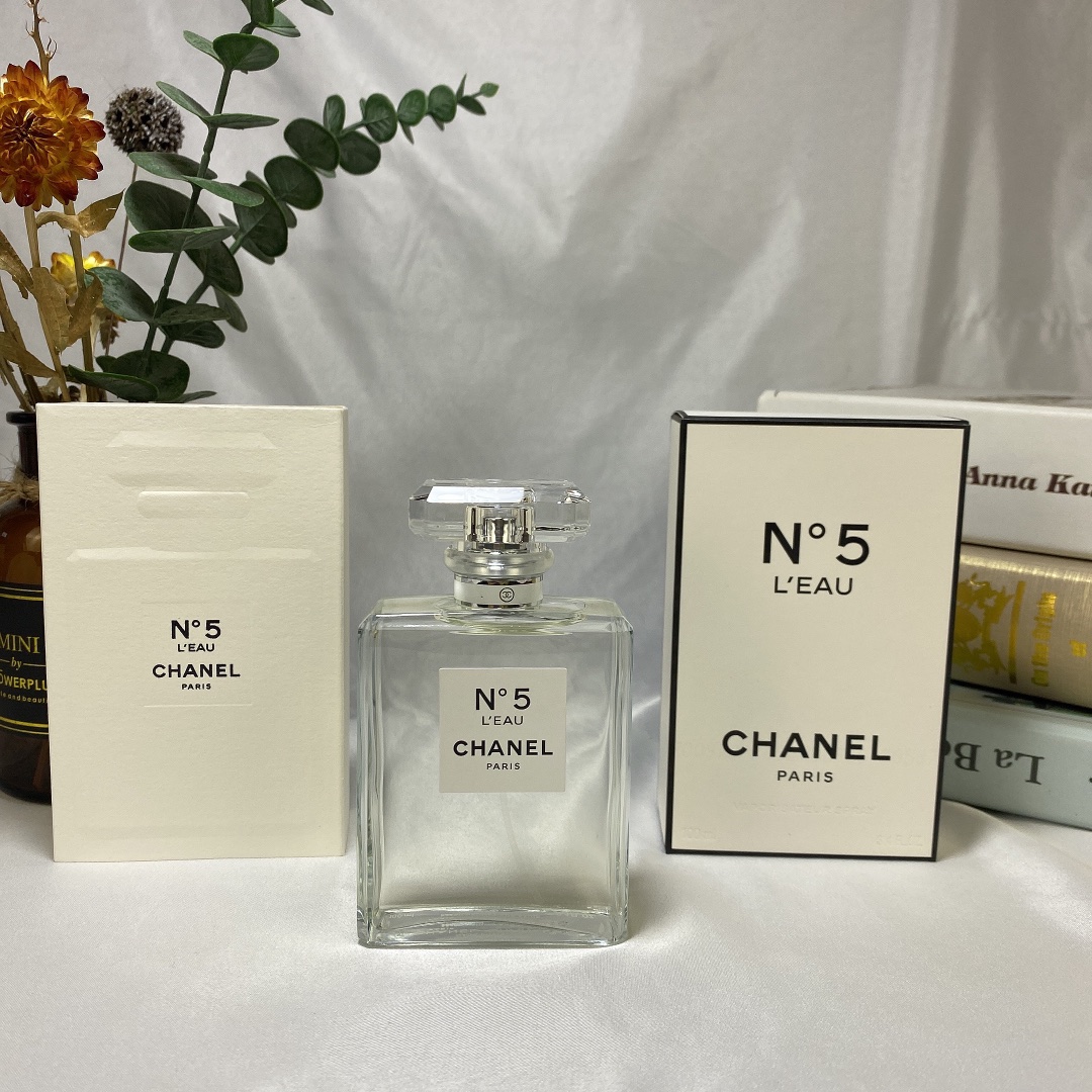 Chanel perfume