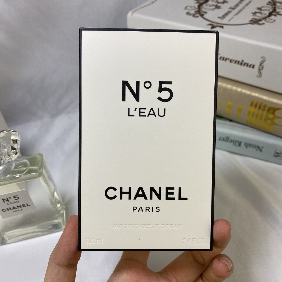 Chanel perfume