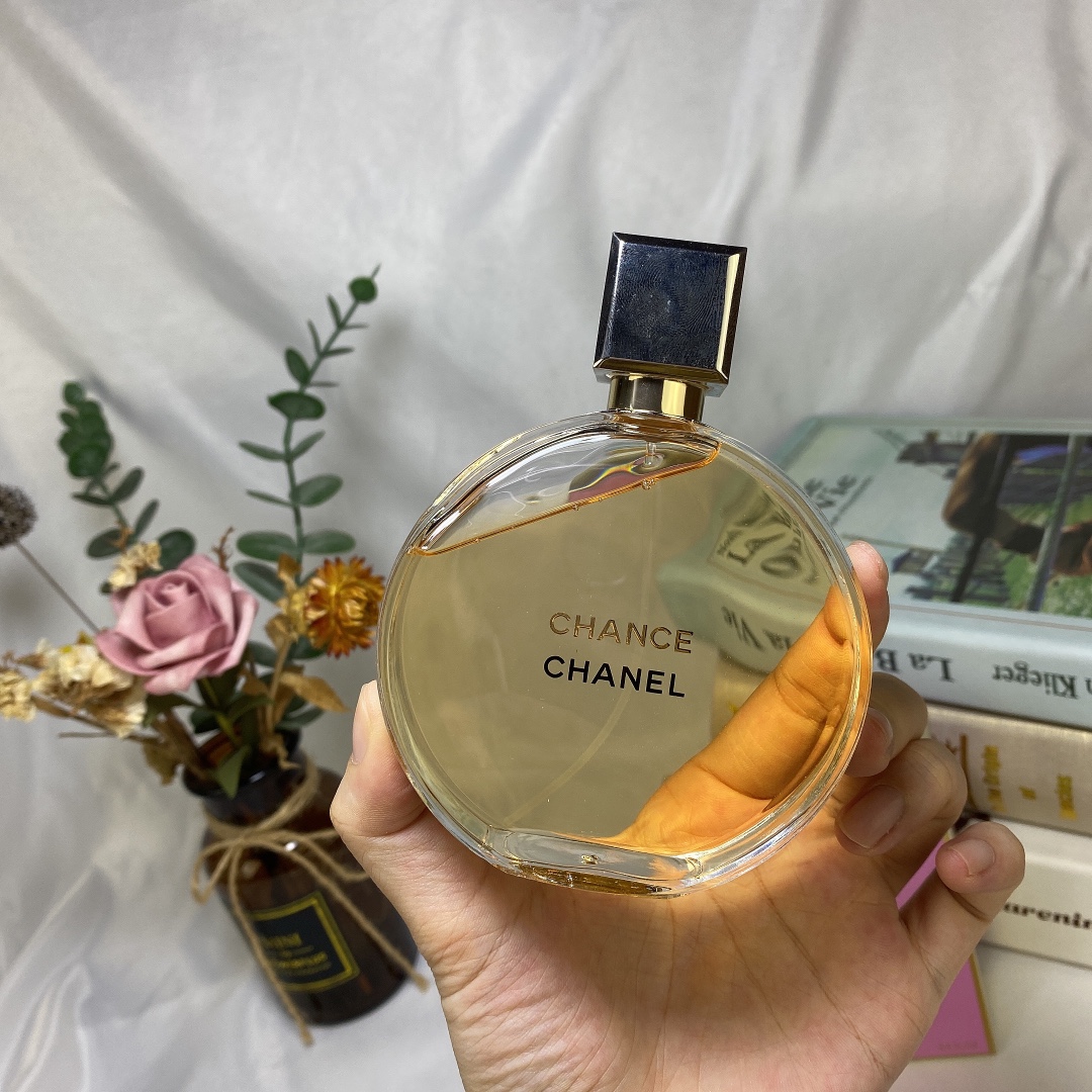 Chanel perfume