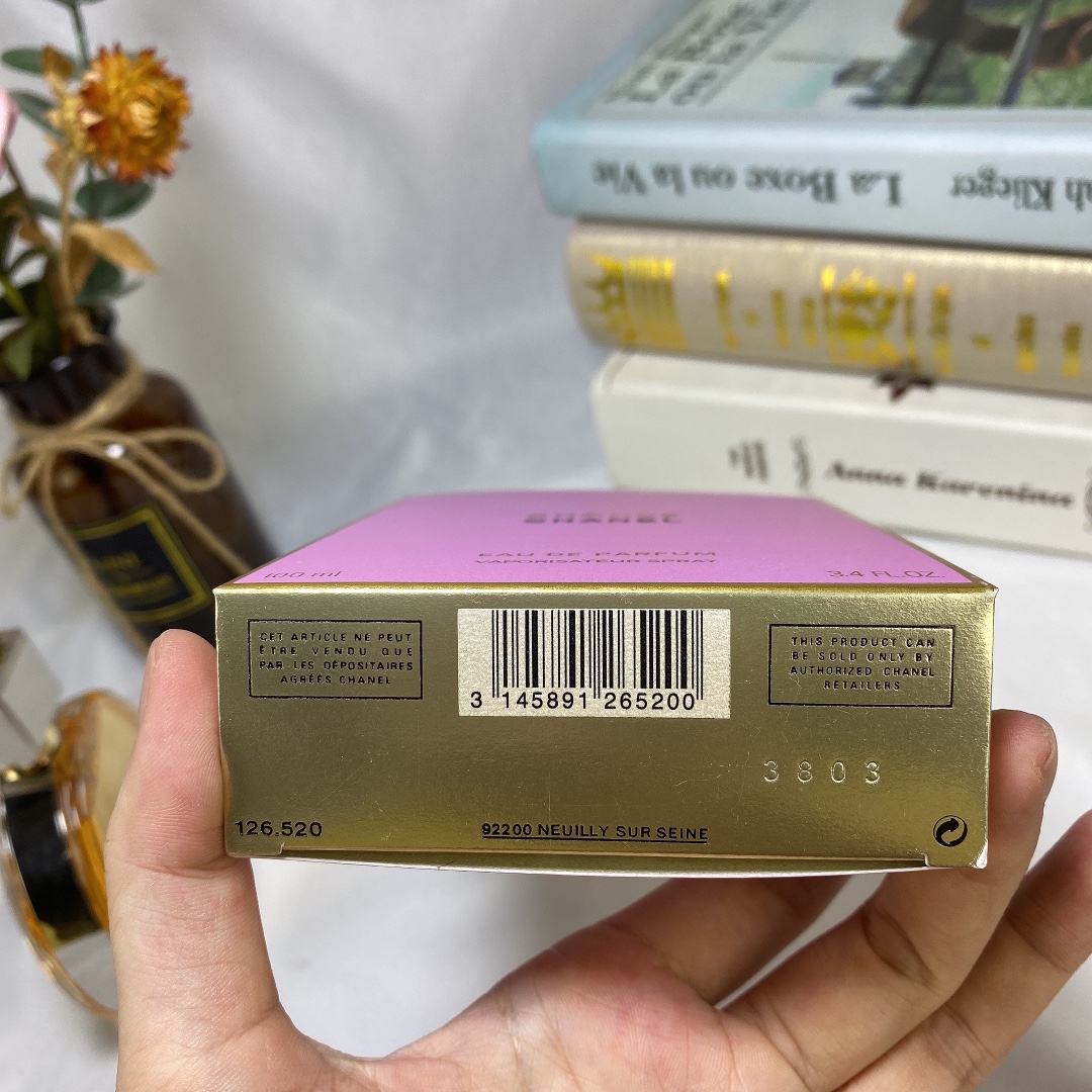Chanel perfume