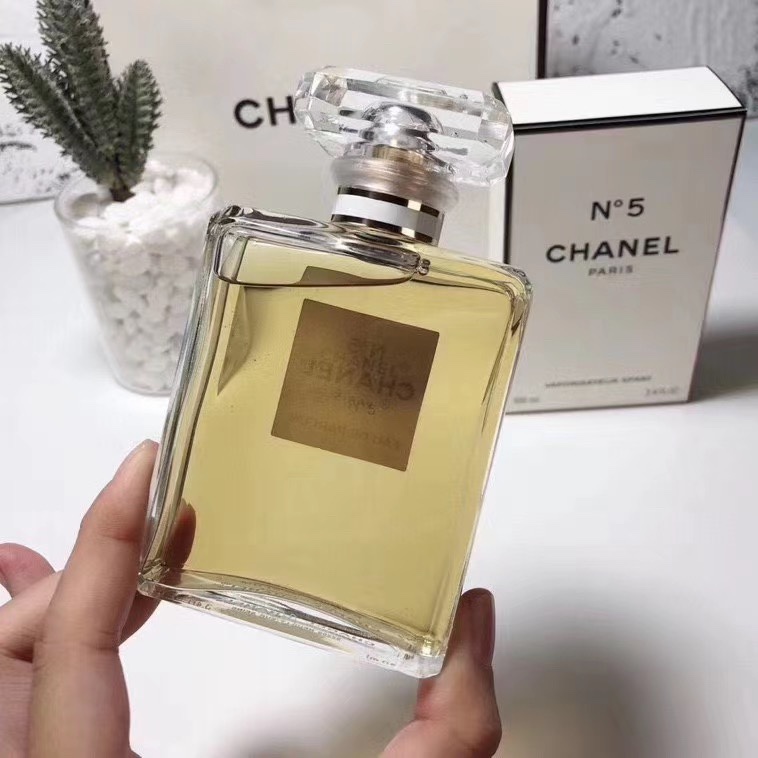 Chanel perfume