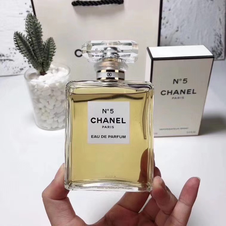 Chanel perfume
