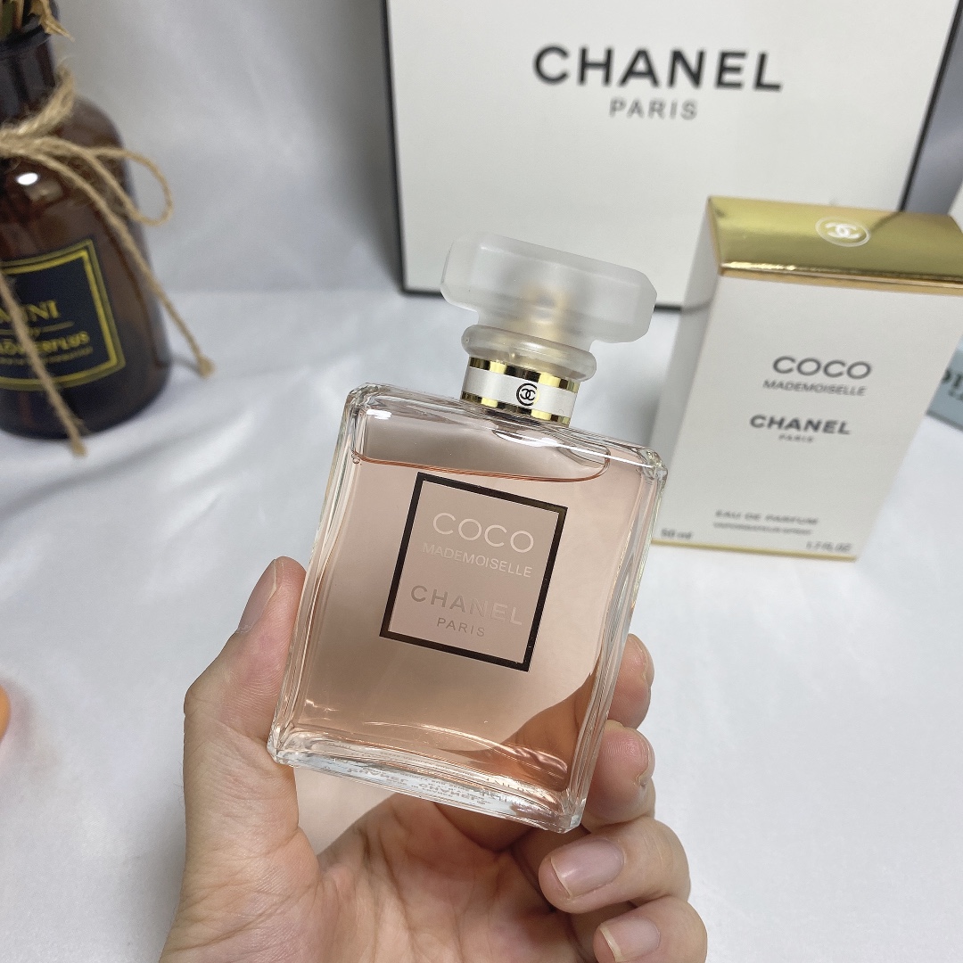 Chanel perfume