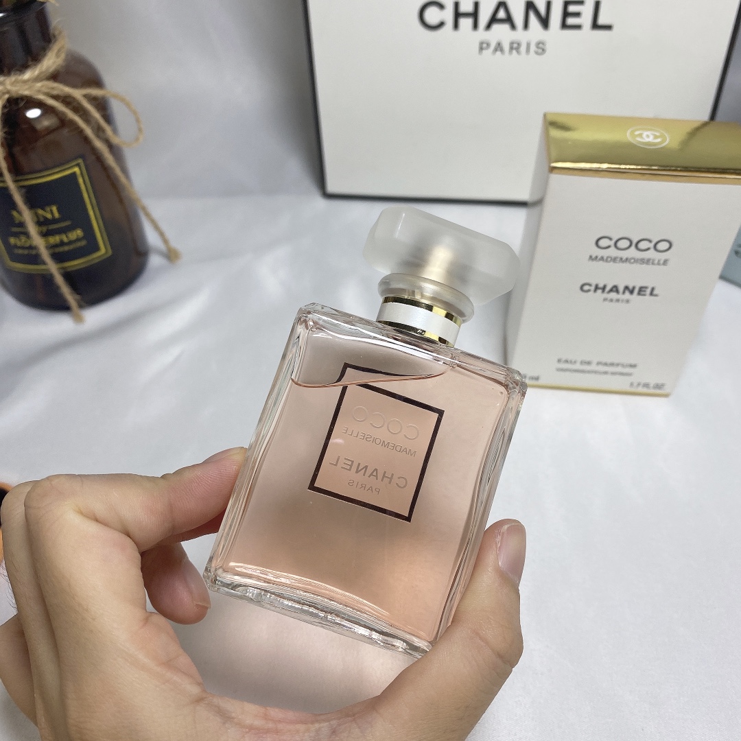 Chanel perfume