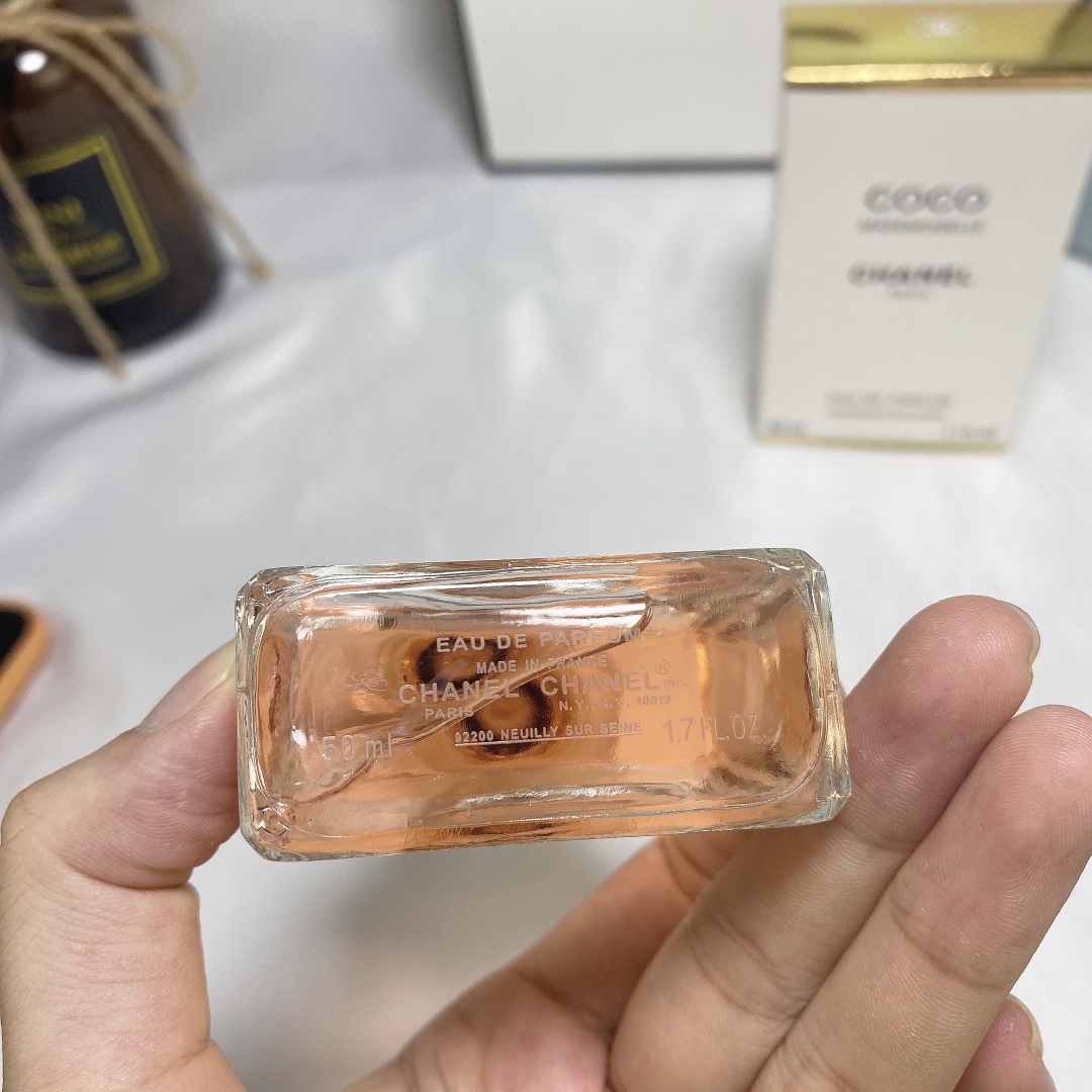 Chanel perfume