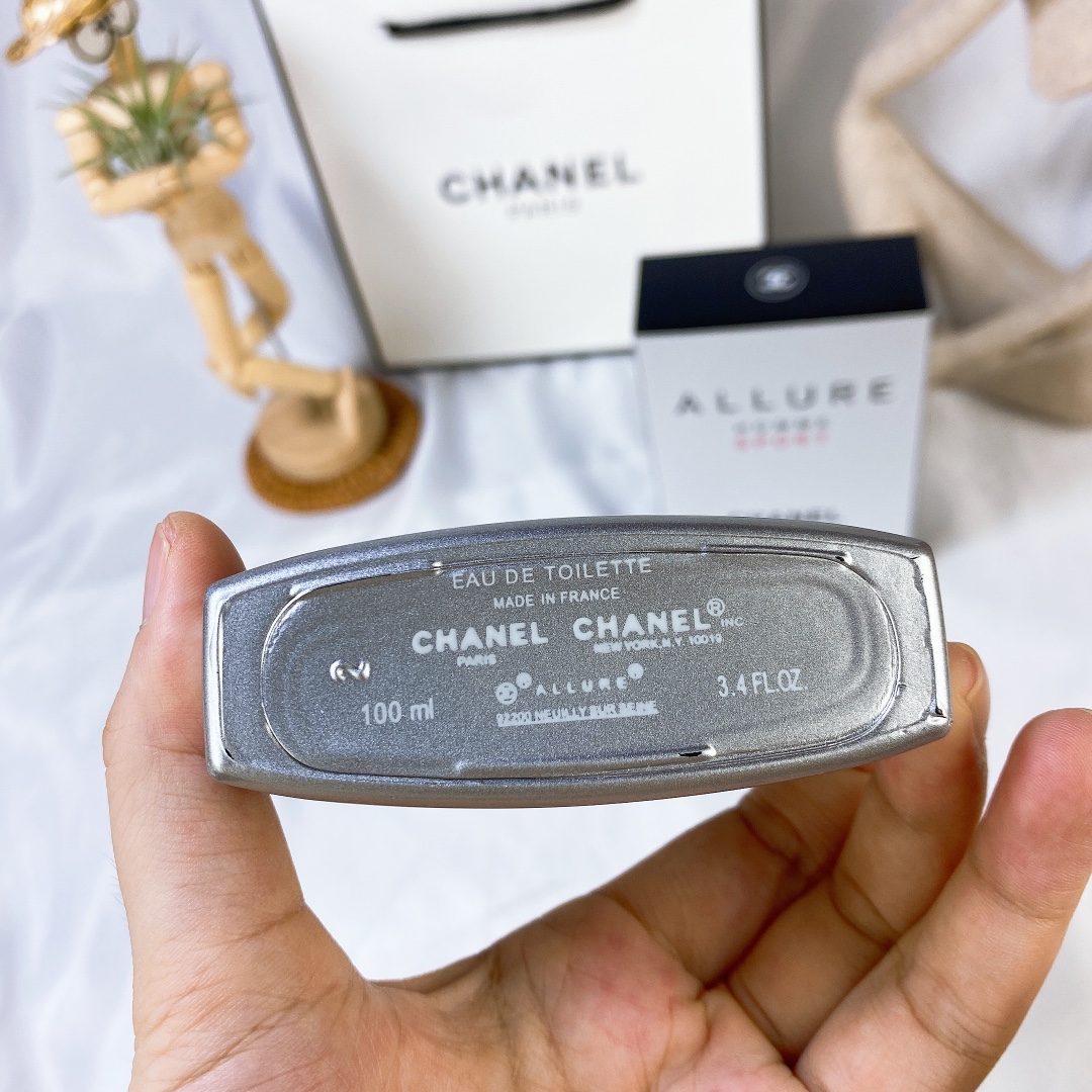 Chanel perfume