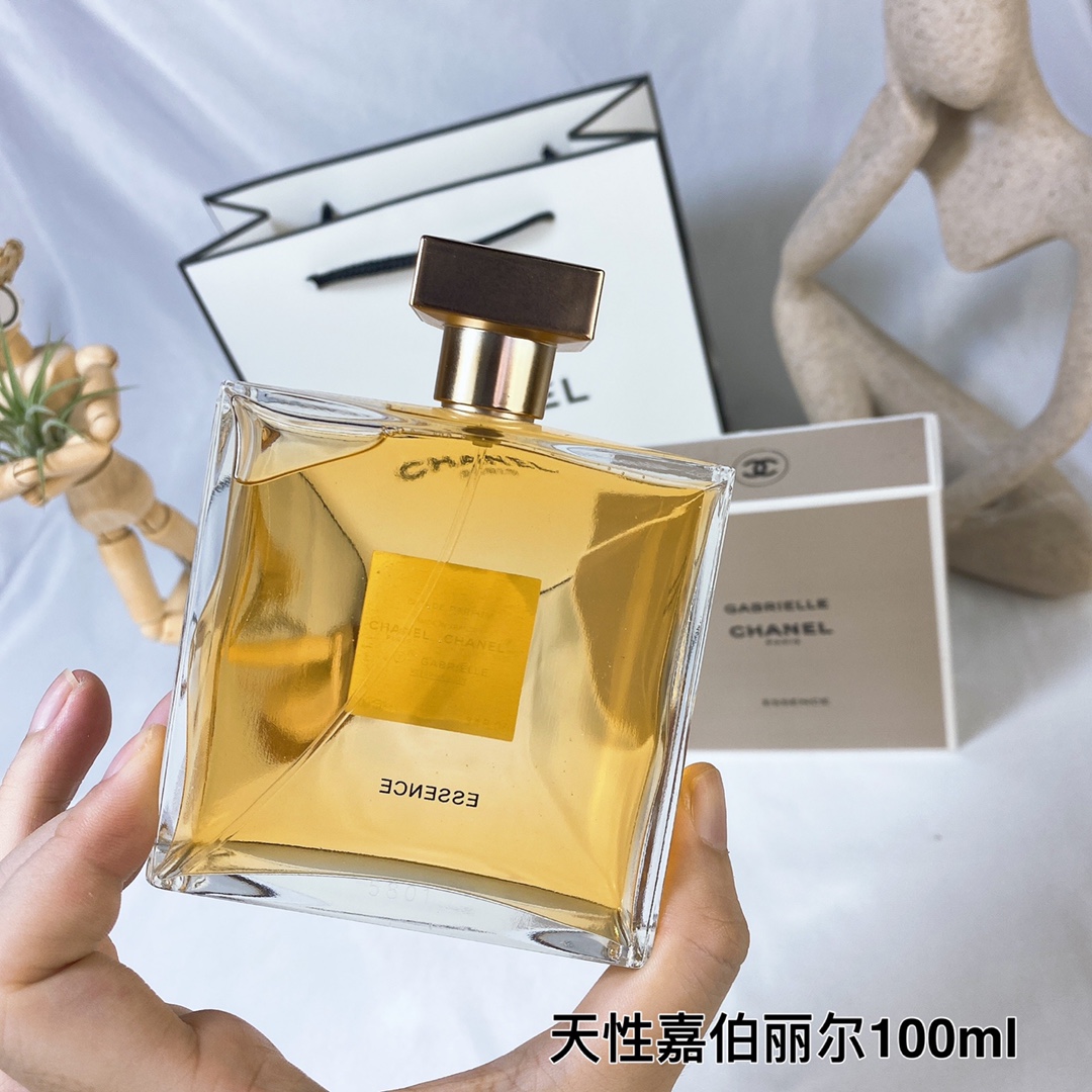 Chanel perfume
