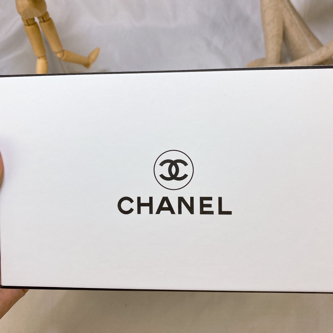 Chanel perfume