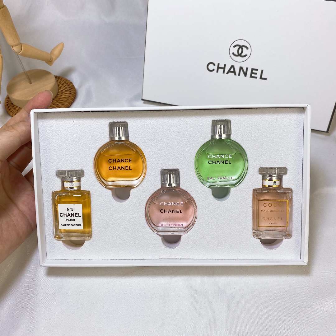 Chanel perfume