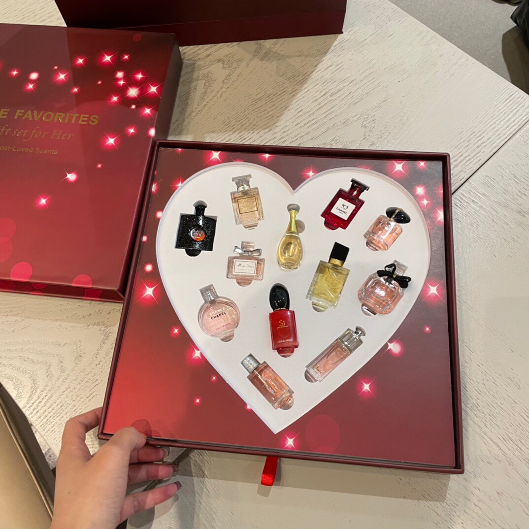 Chanel perfume