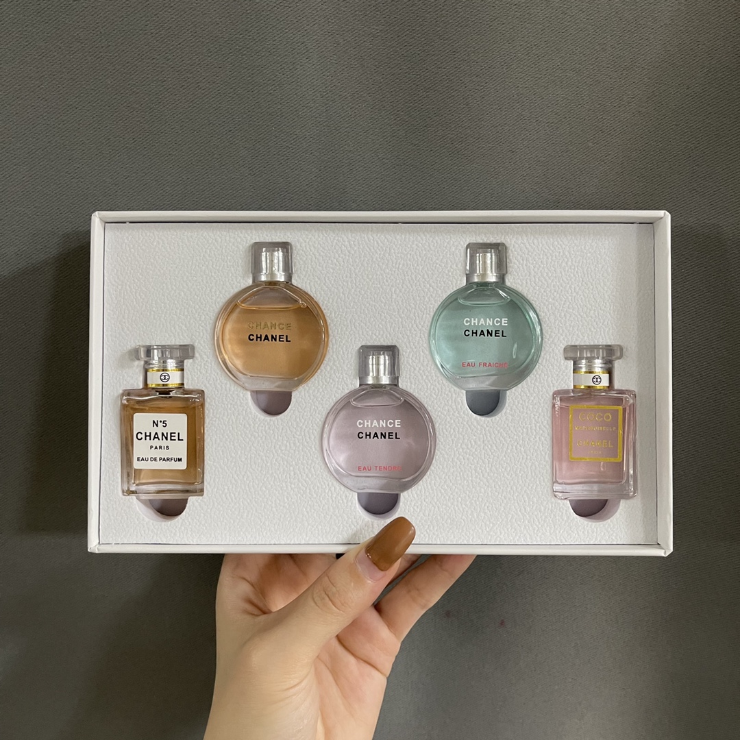 Chanel perfume