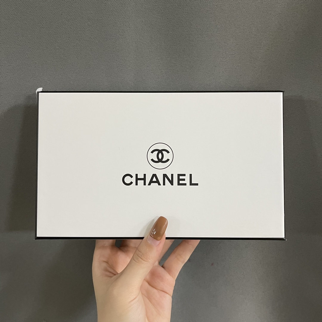 Chanel perfume