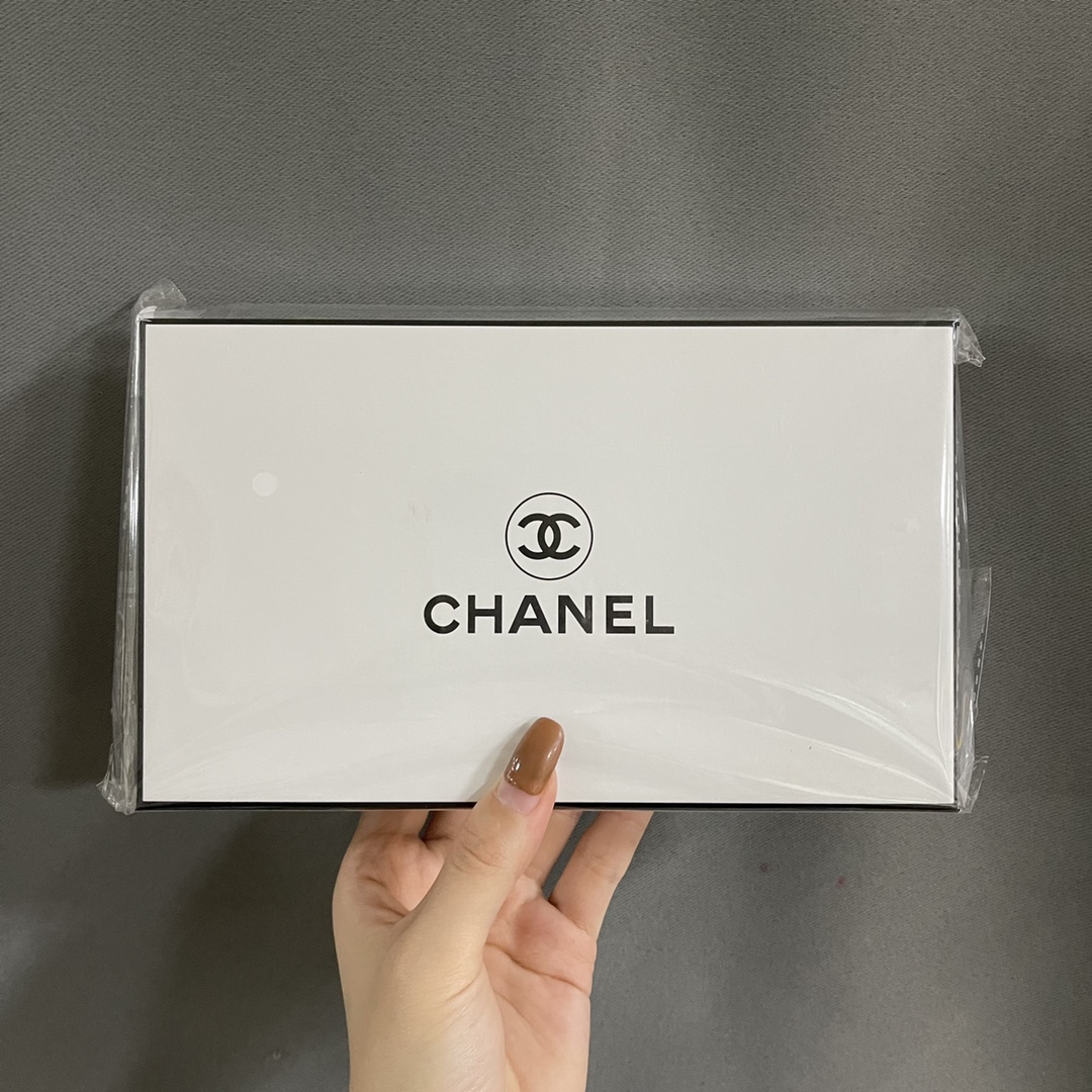 Chanel perfume