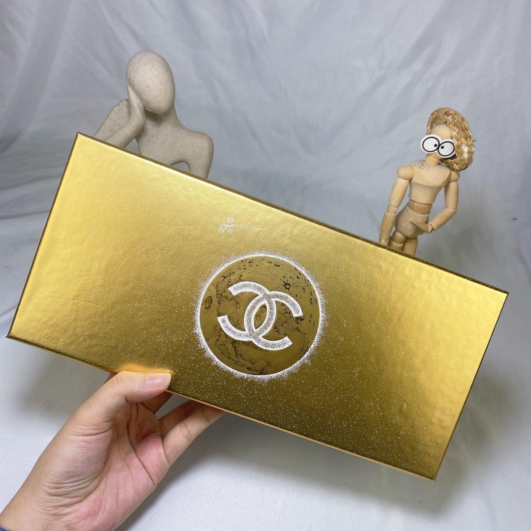 Chanel perfume