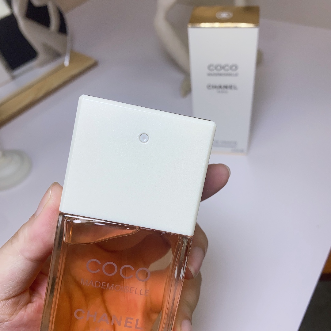 Chanel perfume
