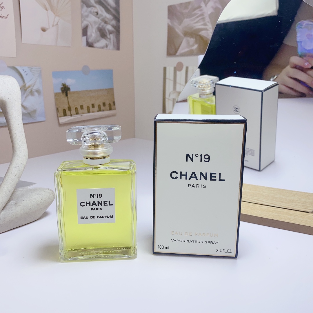 Chanel perfume