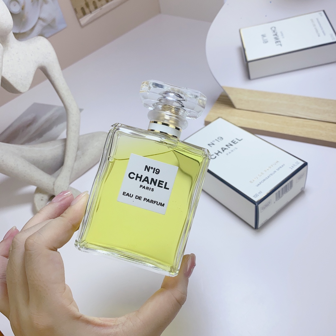 Chanel perfume