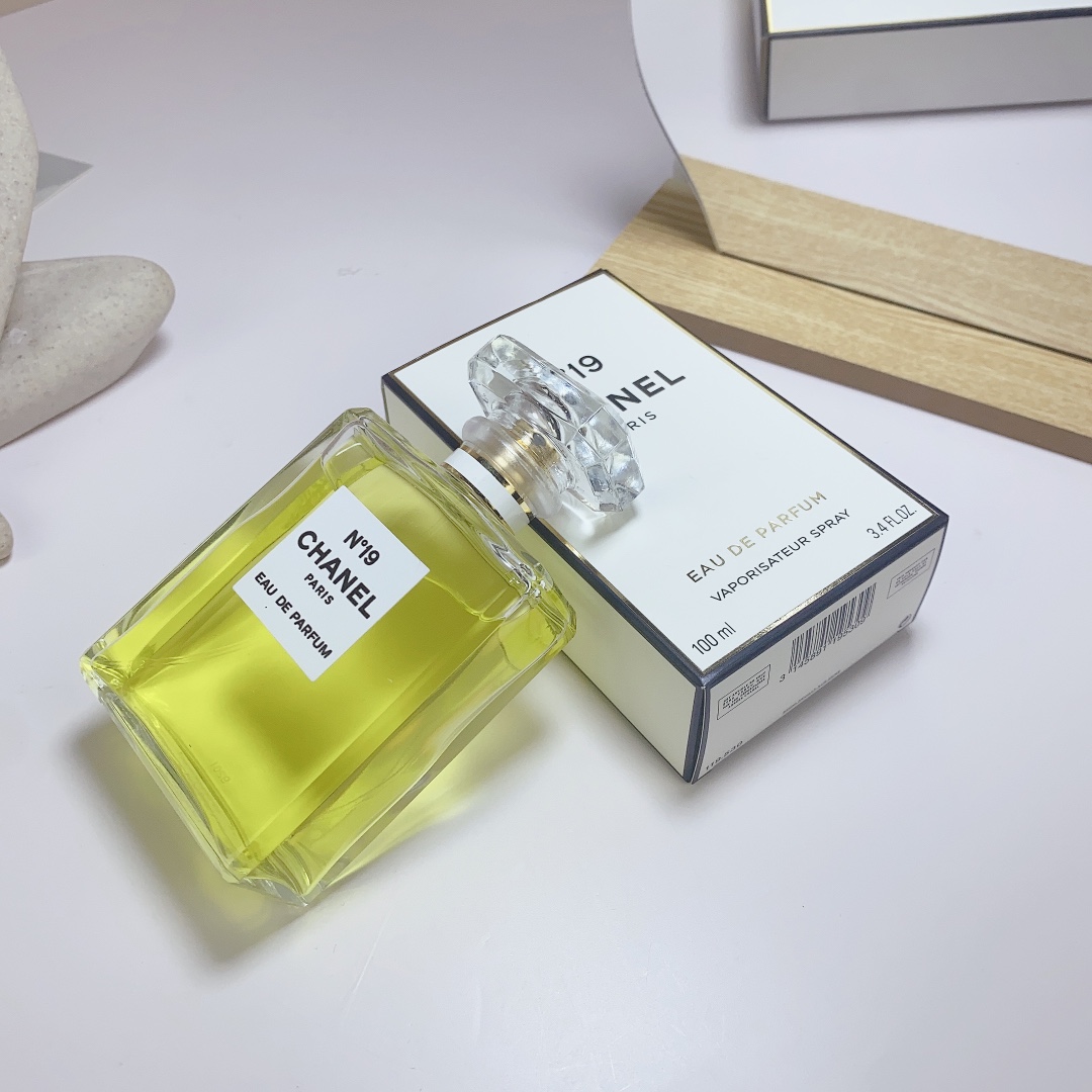 Chanel perfume