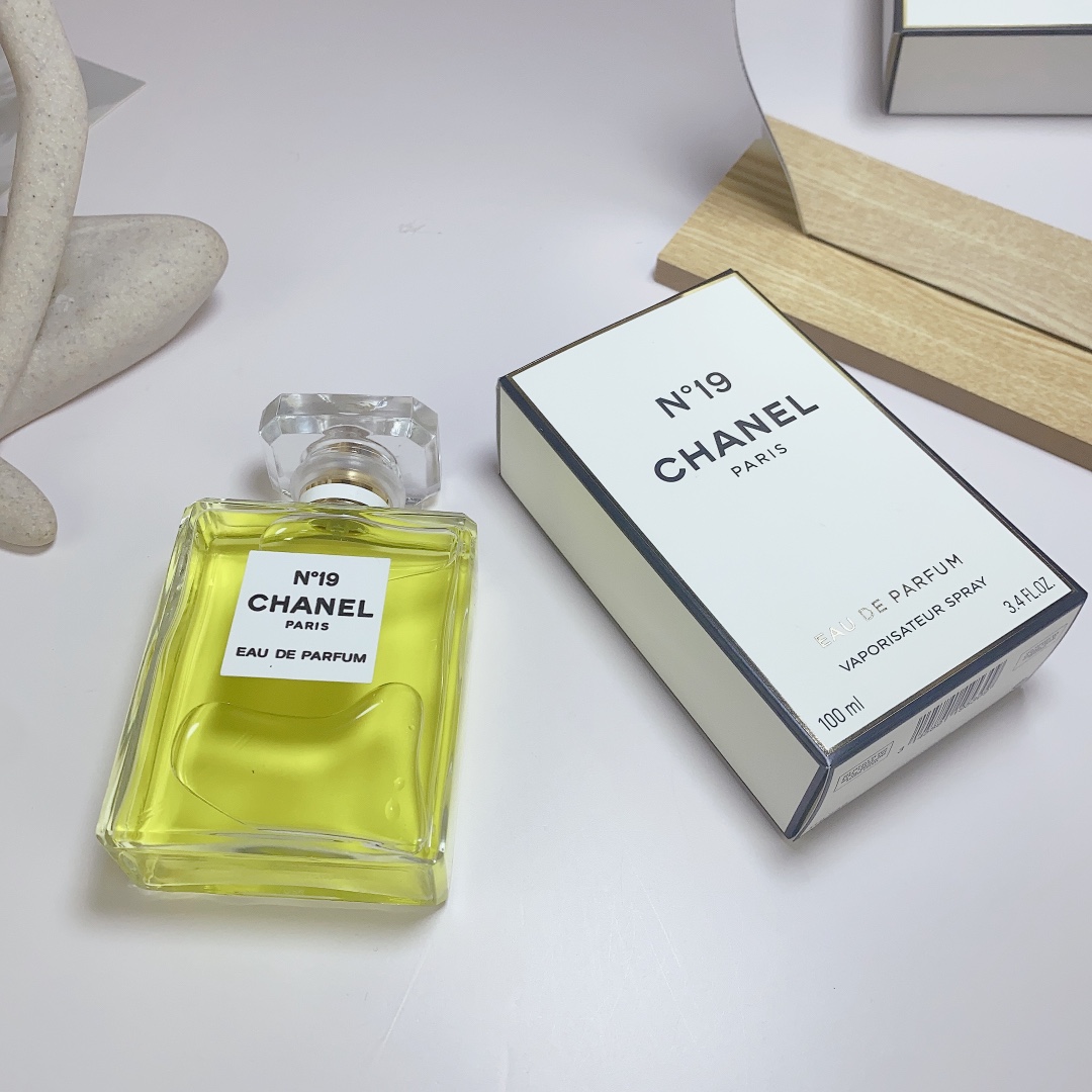 Chanel perfume