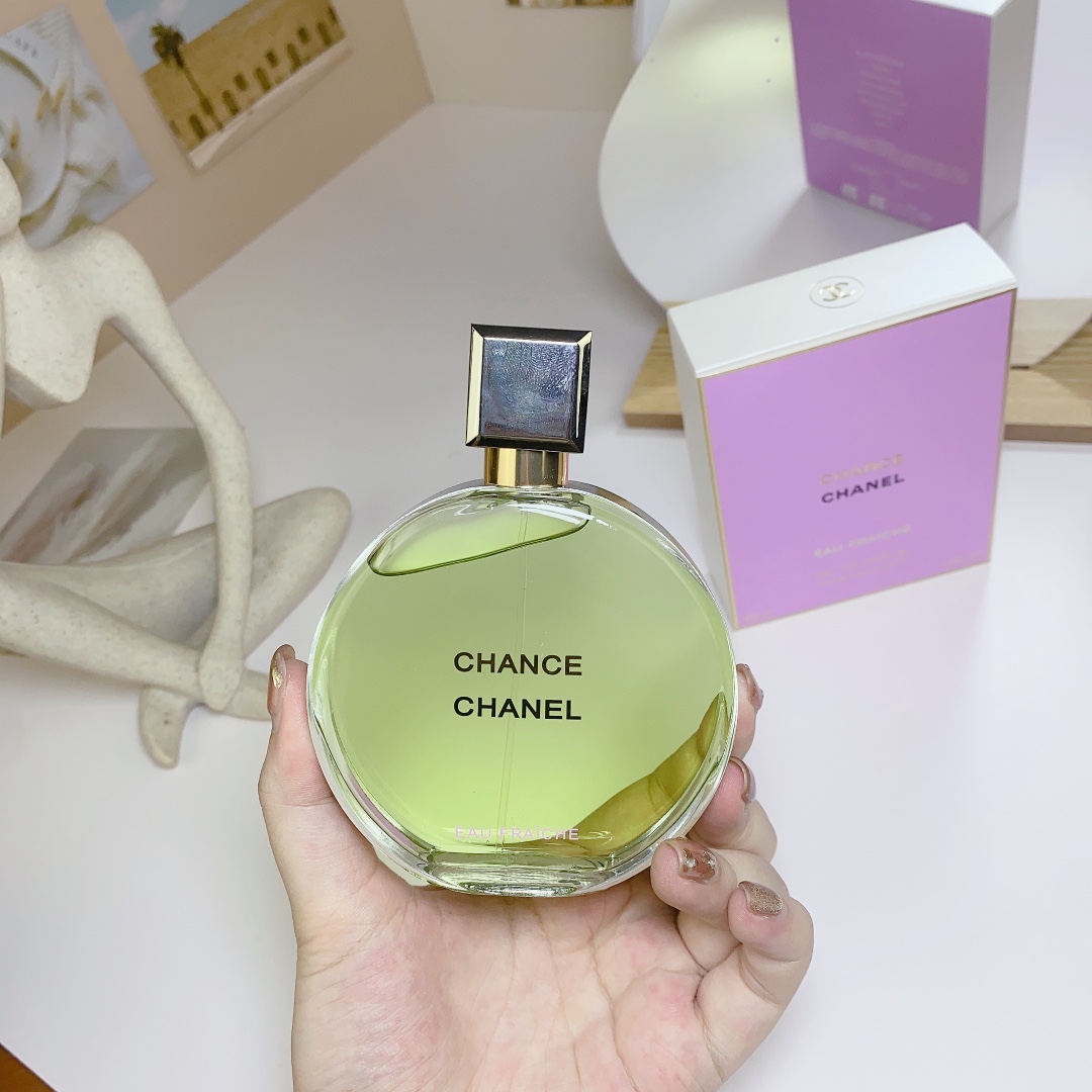 Chanel perfume