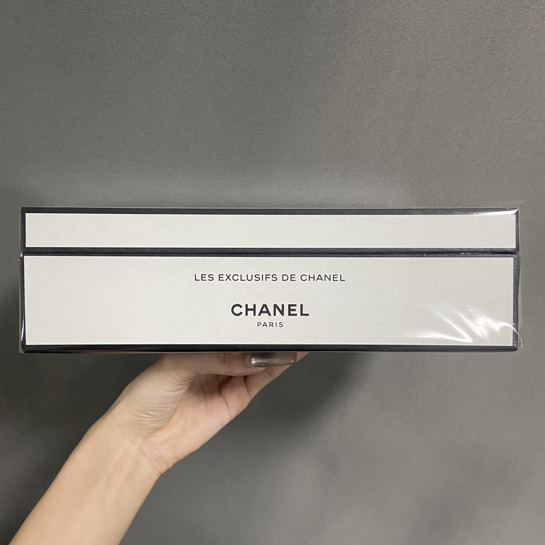 Chanel perfume