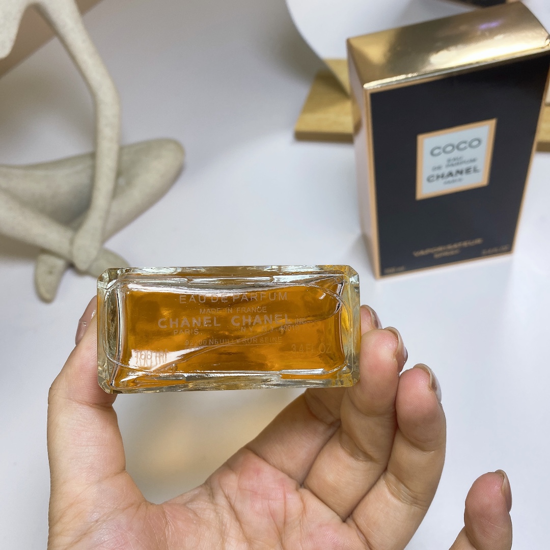Chanel perfume