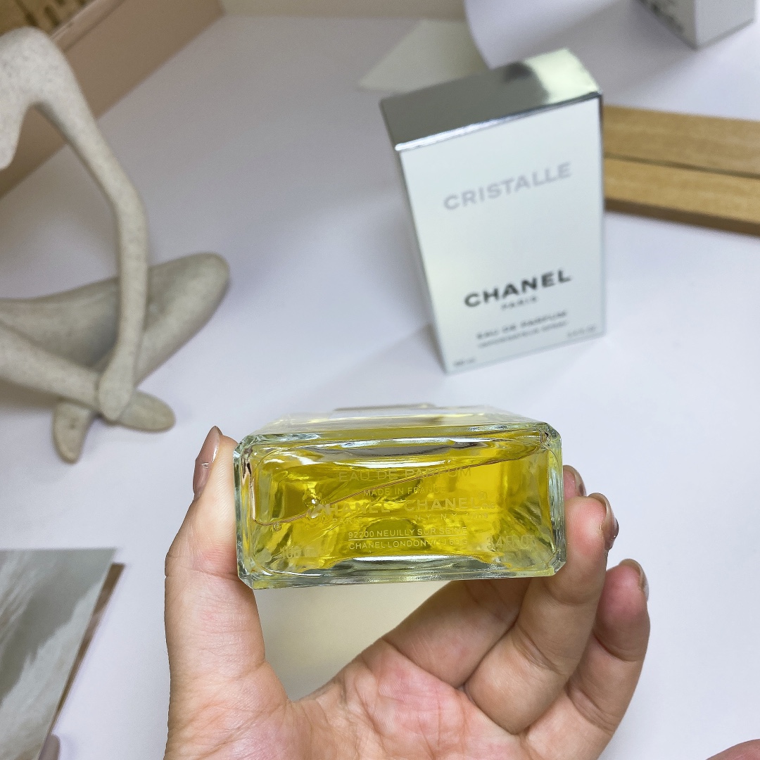 Chanel perfume