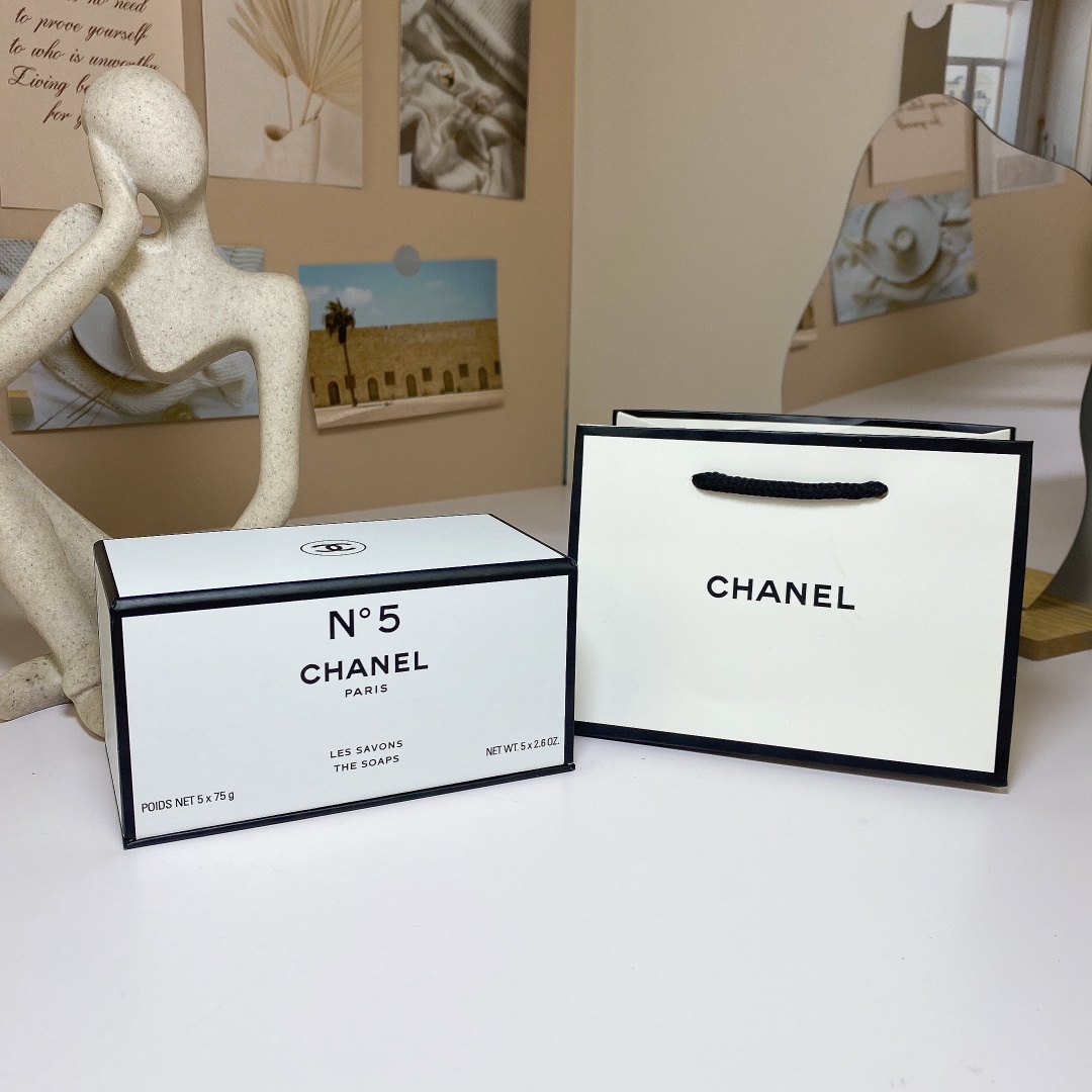 Chanel perfume