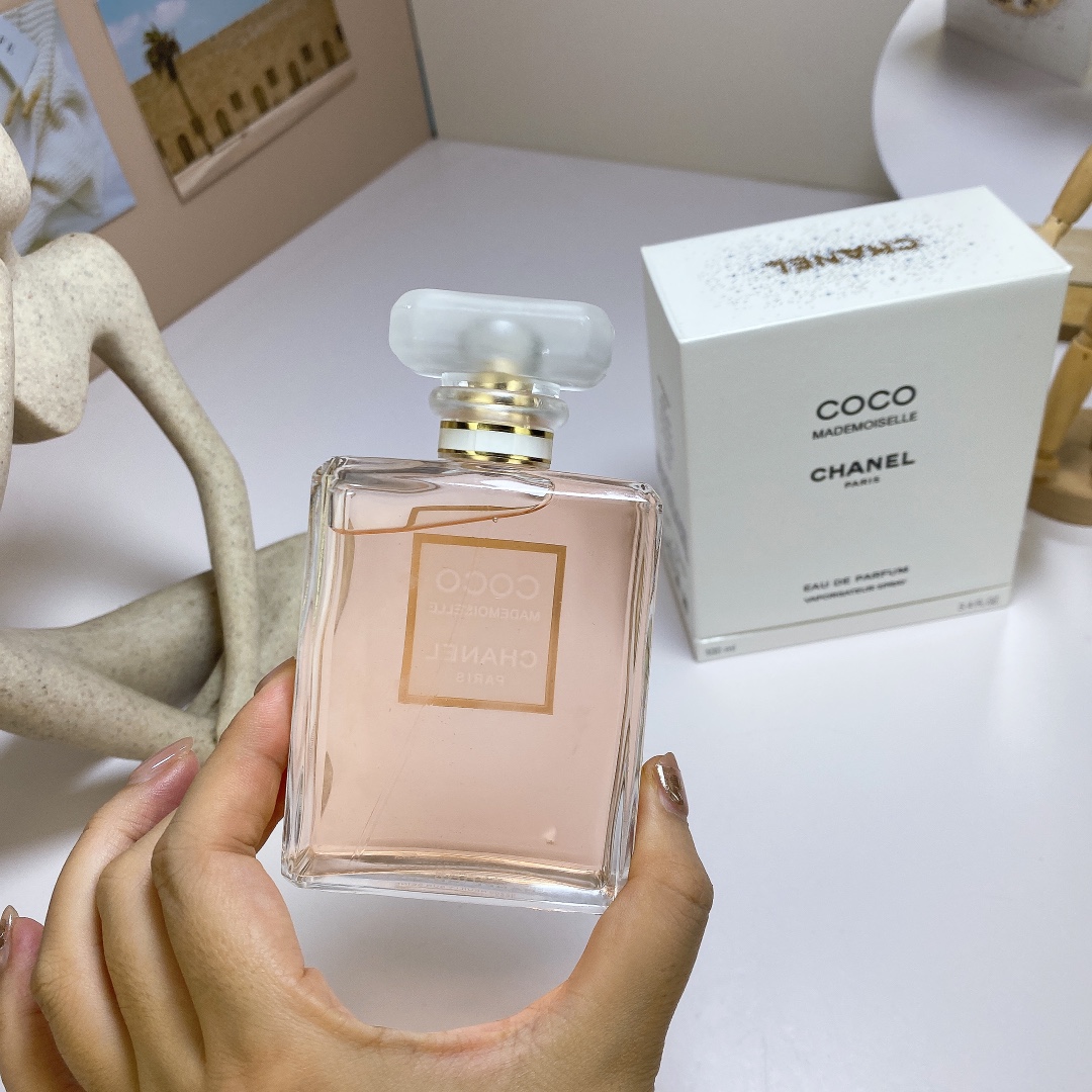 Chanel perfume