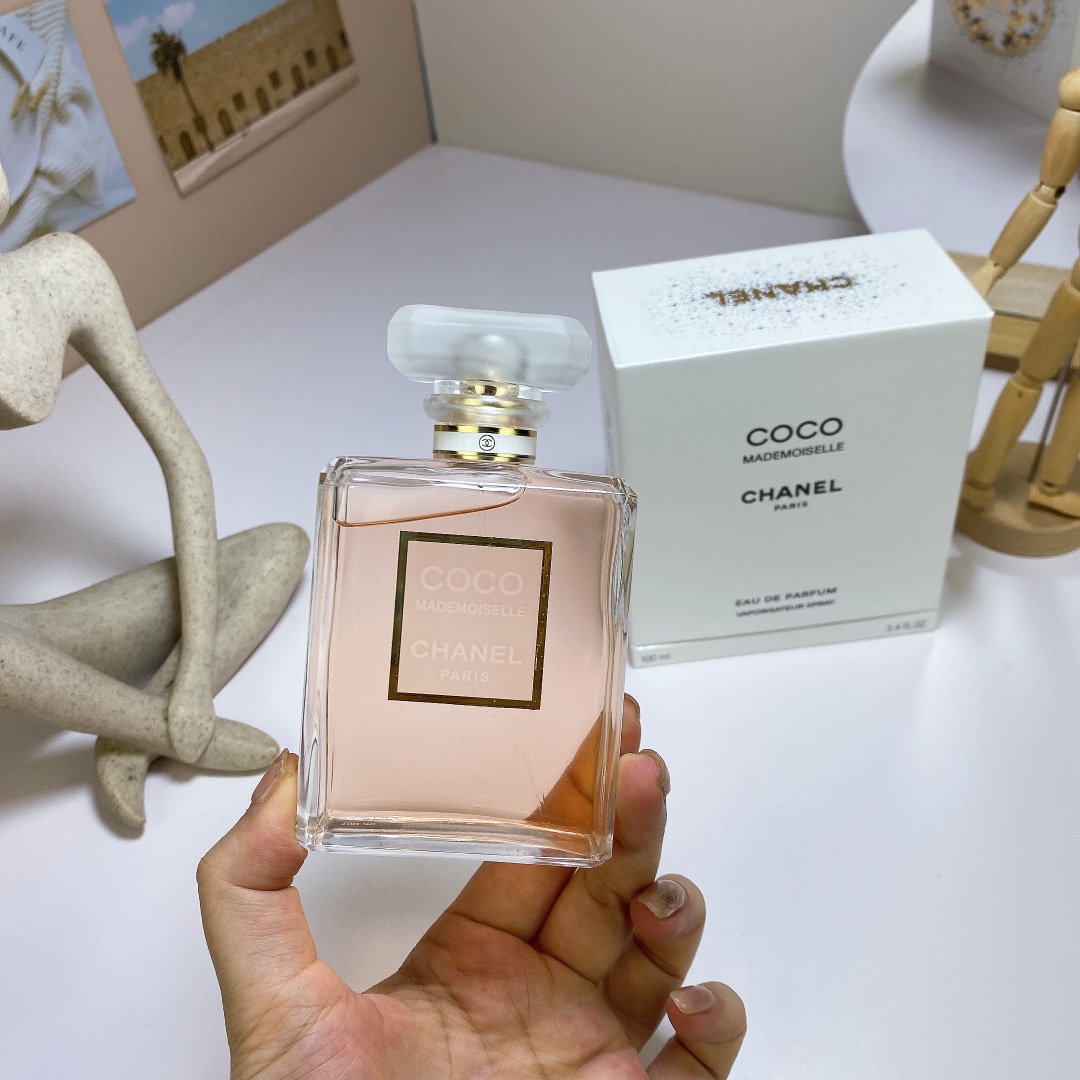 Chanel perfume
