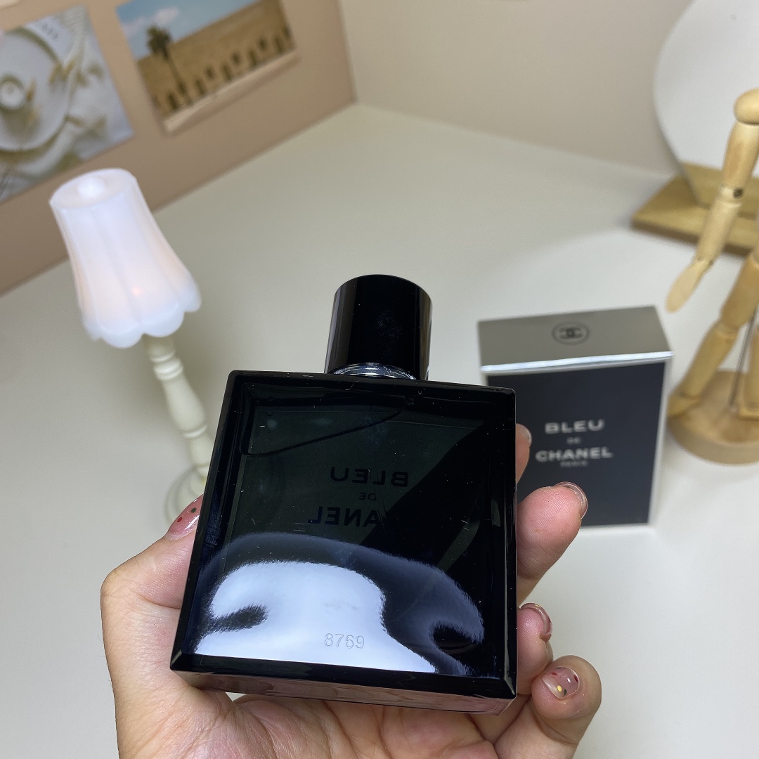 Chanel perfume