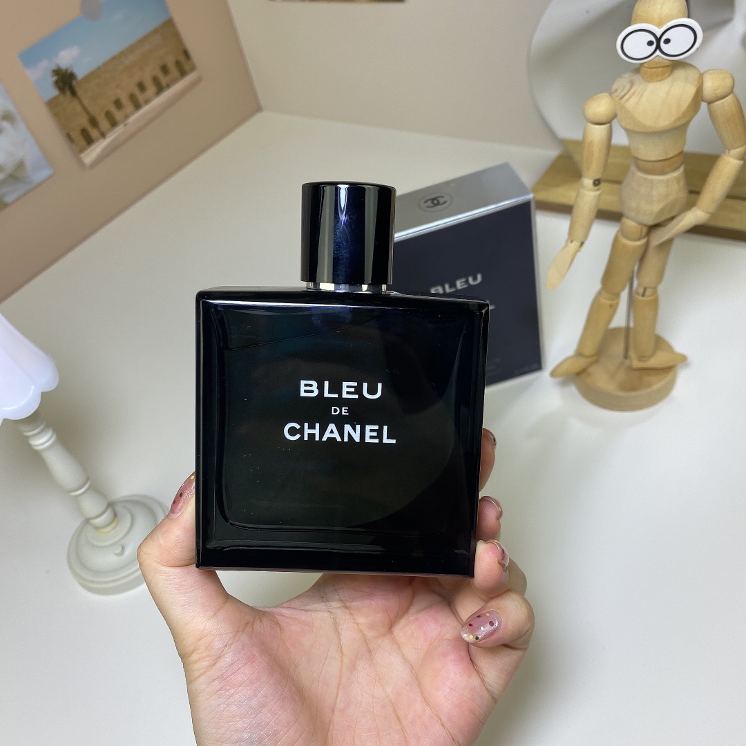 Chanel perfume
