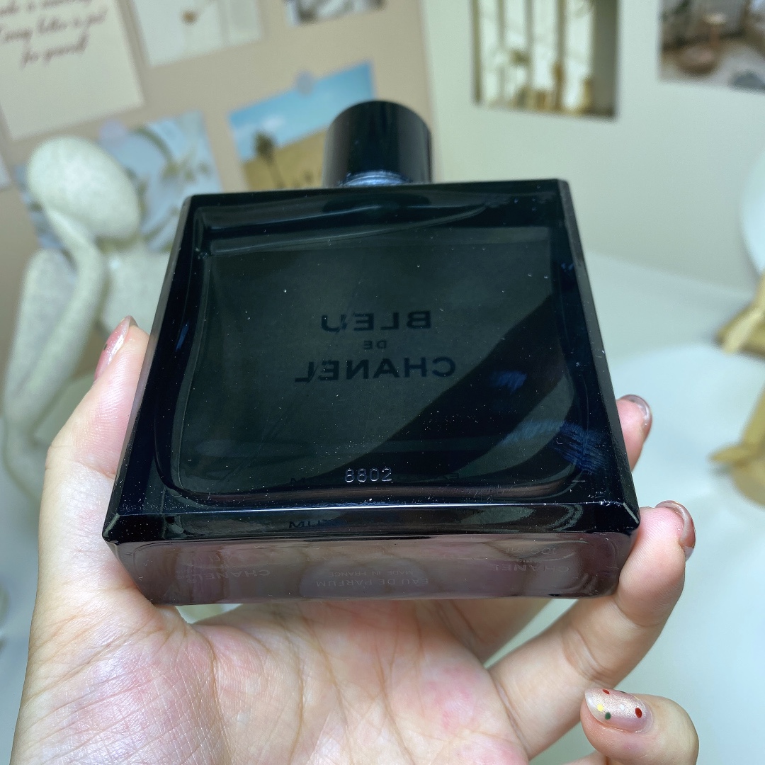 Chanel perfume
