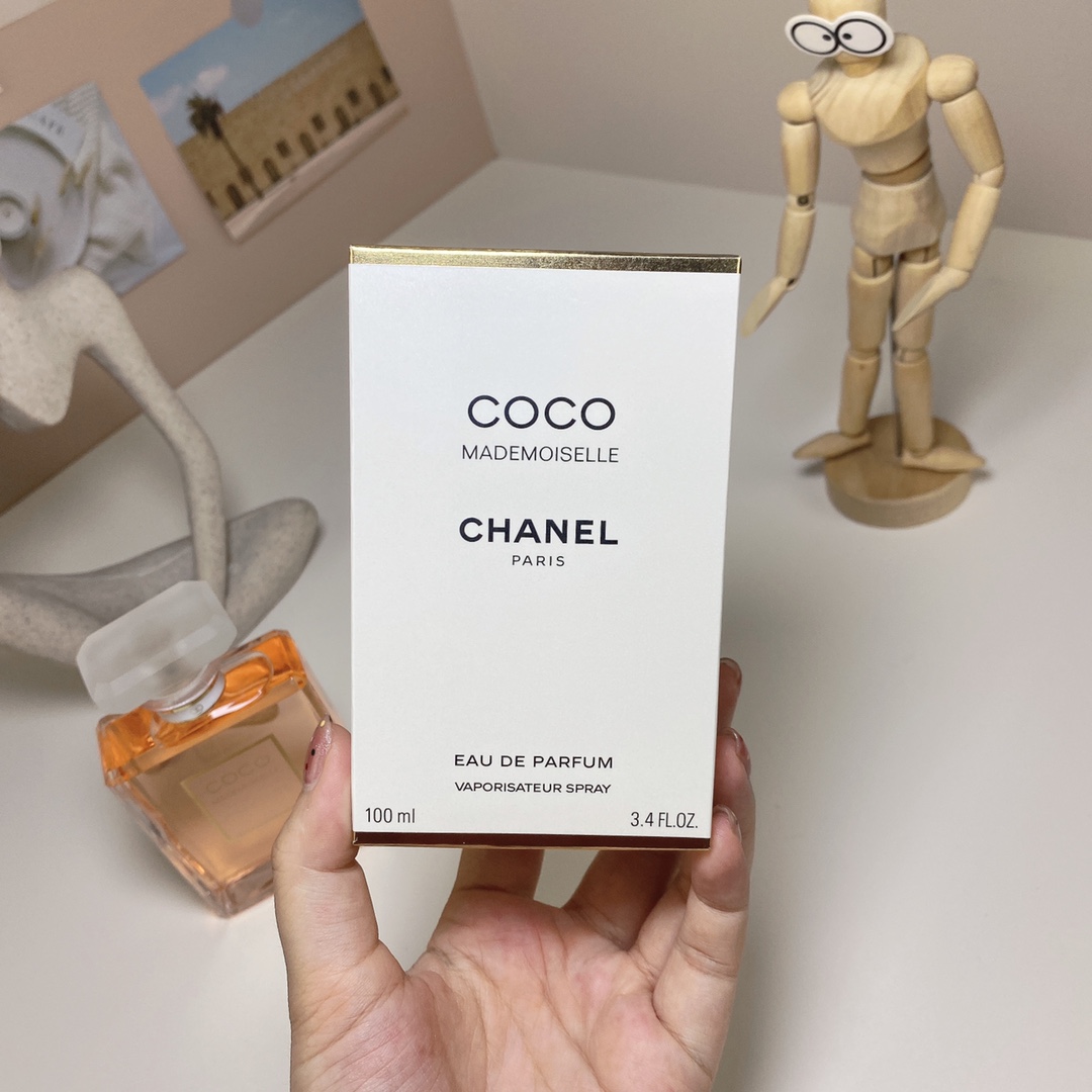 Chanel perfume