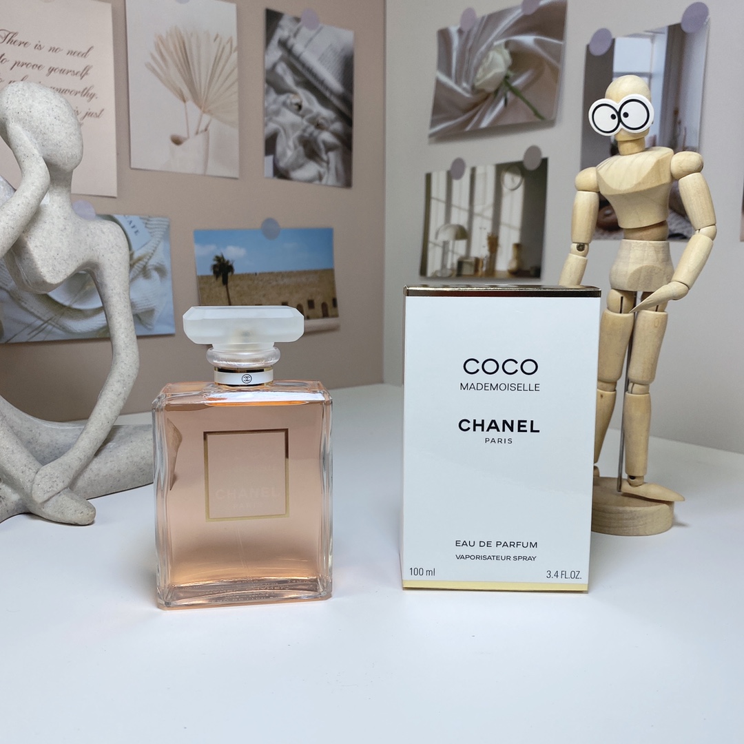Chanel perfume