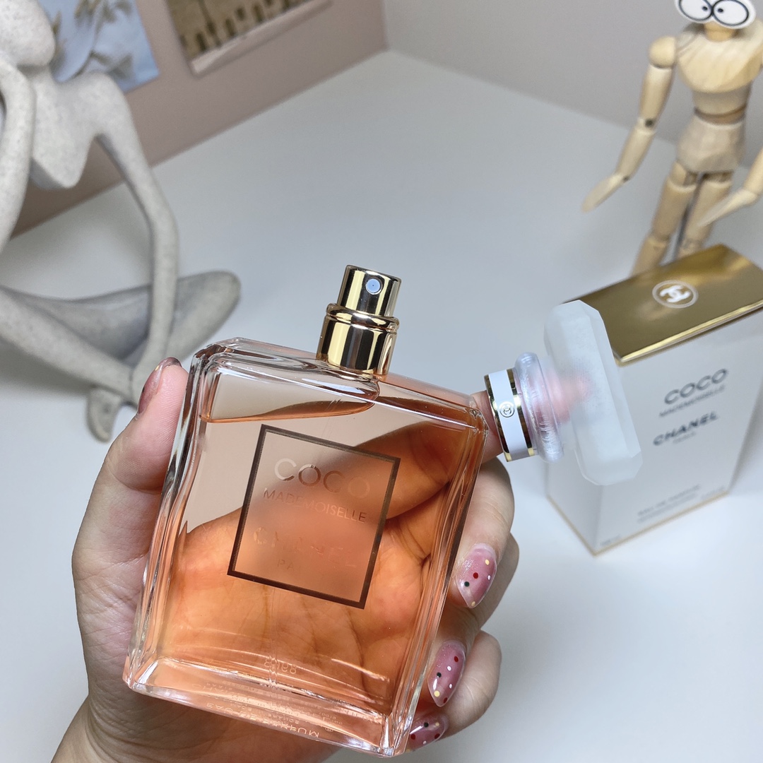 Chanel perfume