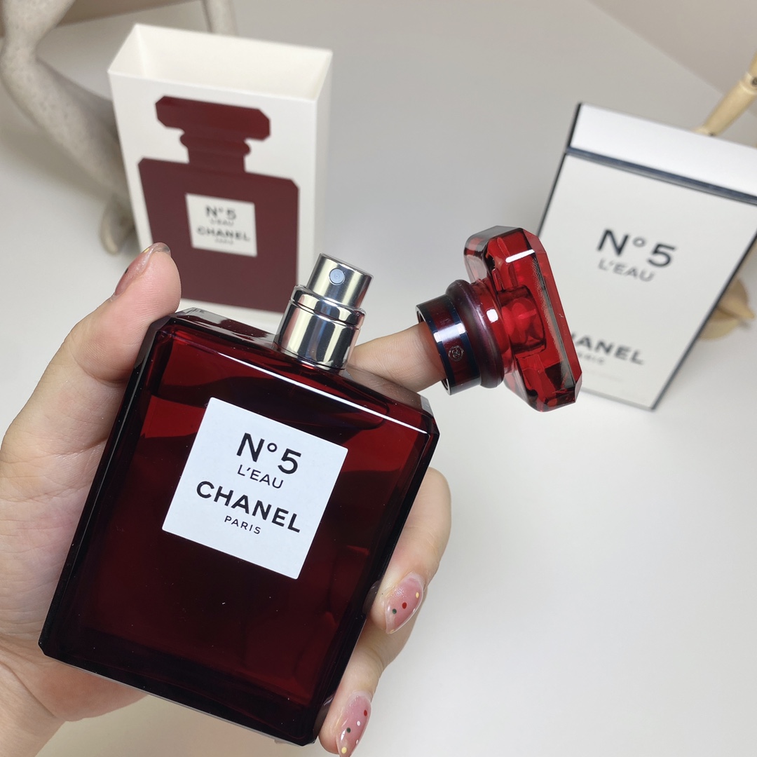 Chanel perfume