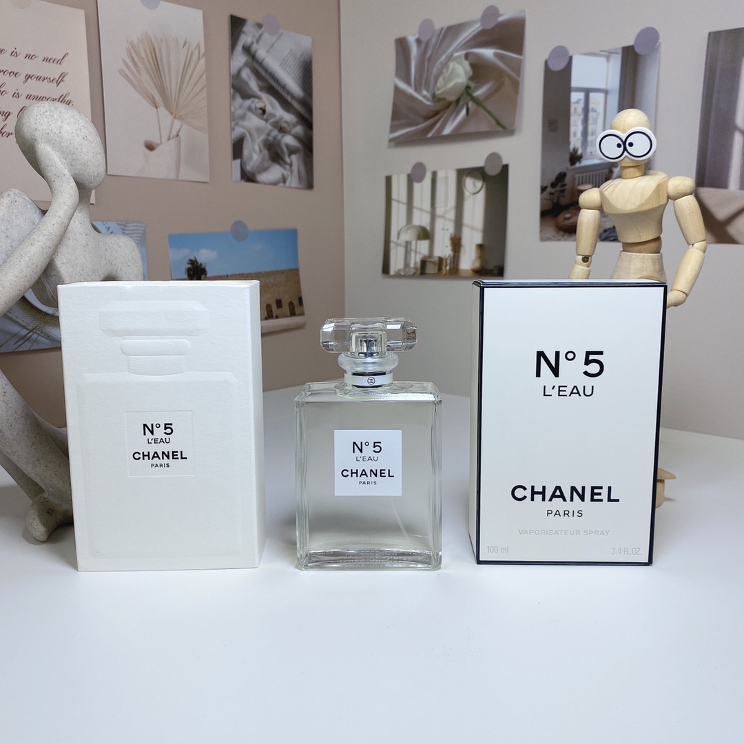 Chanel perfume
