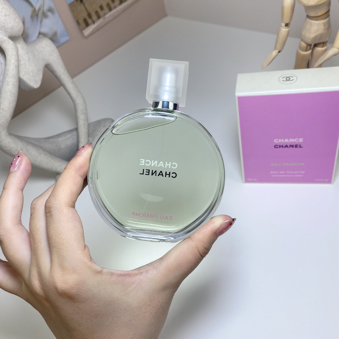 Chanel perfume