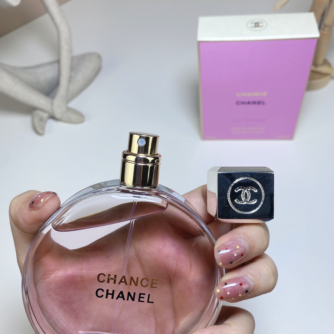Chanel perfume