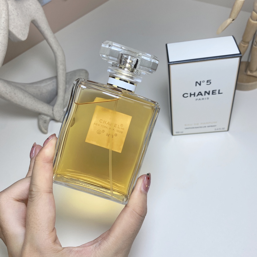 Chanel perfume