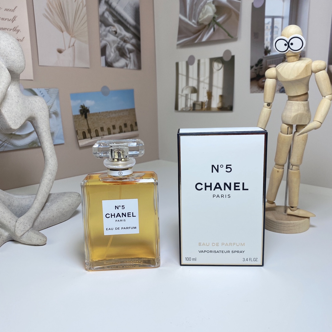 Chanel perfume