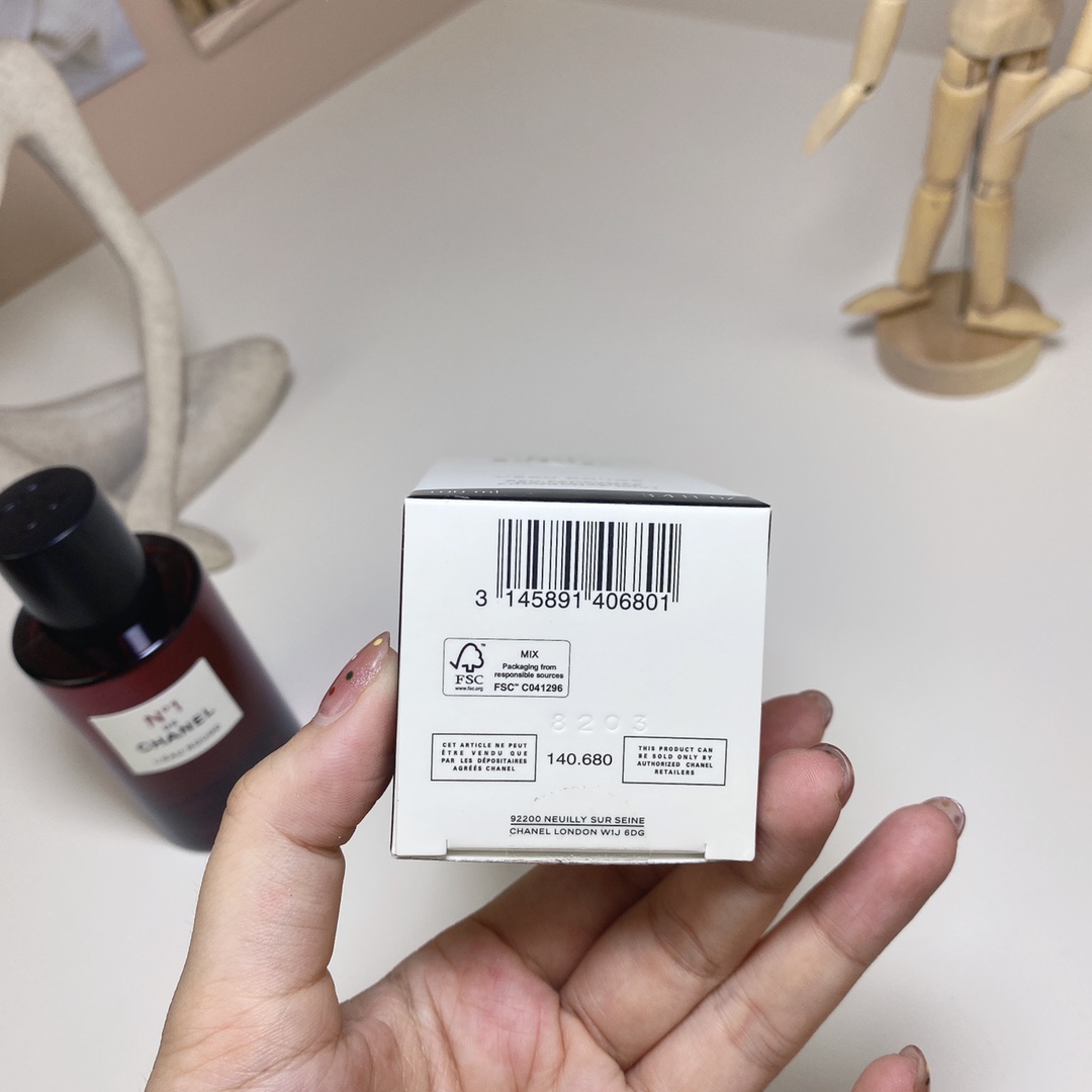 Chanel perfume