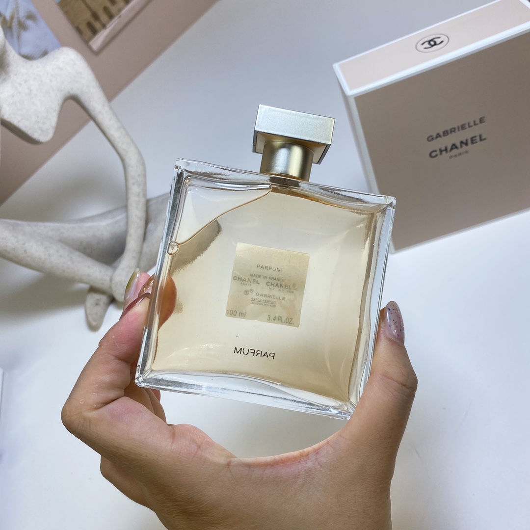 Chanel perfume