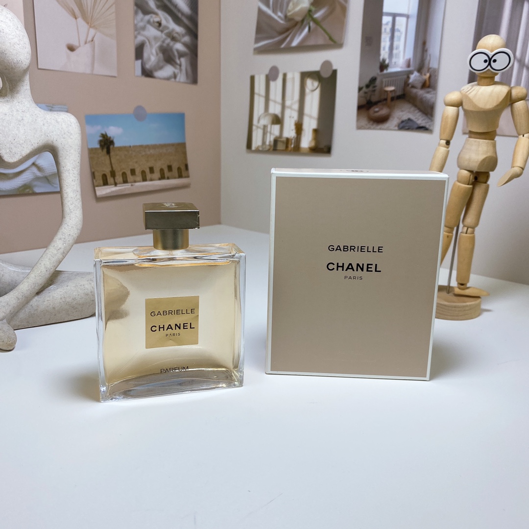 Chanel perfume