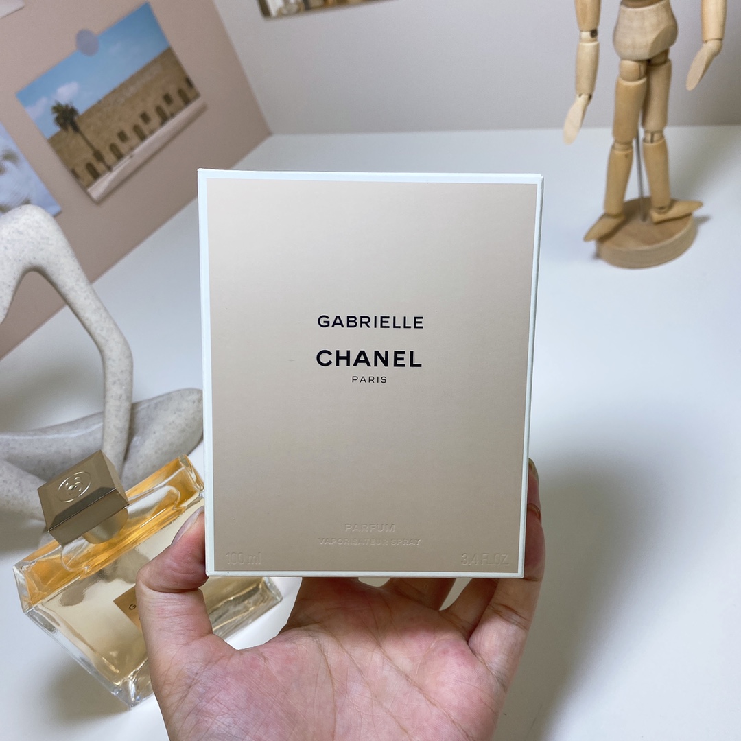 Chanel perfume