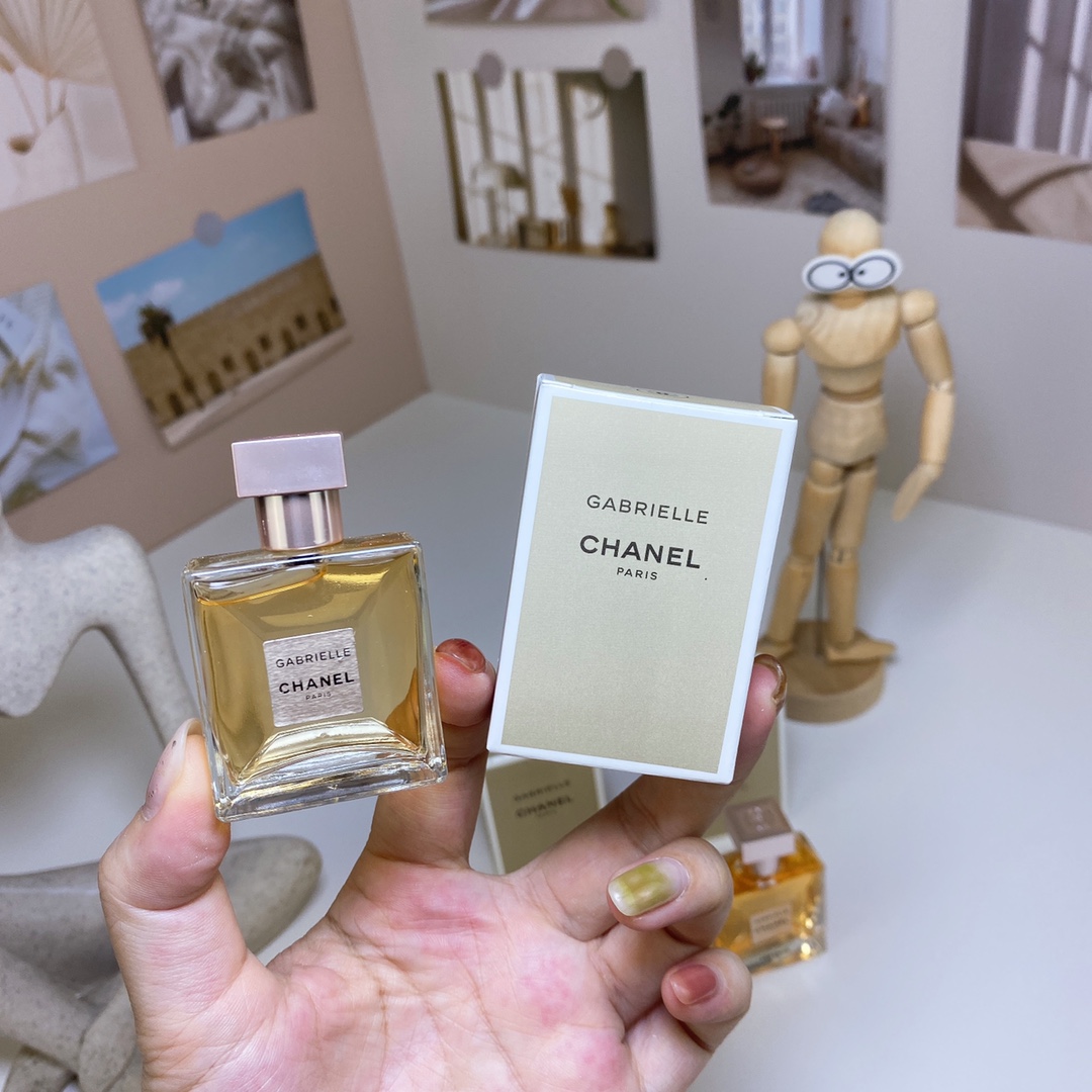 Chanel perfume
